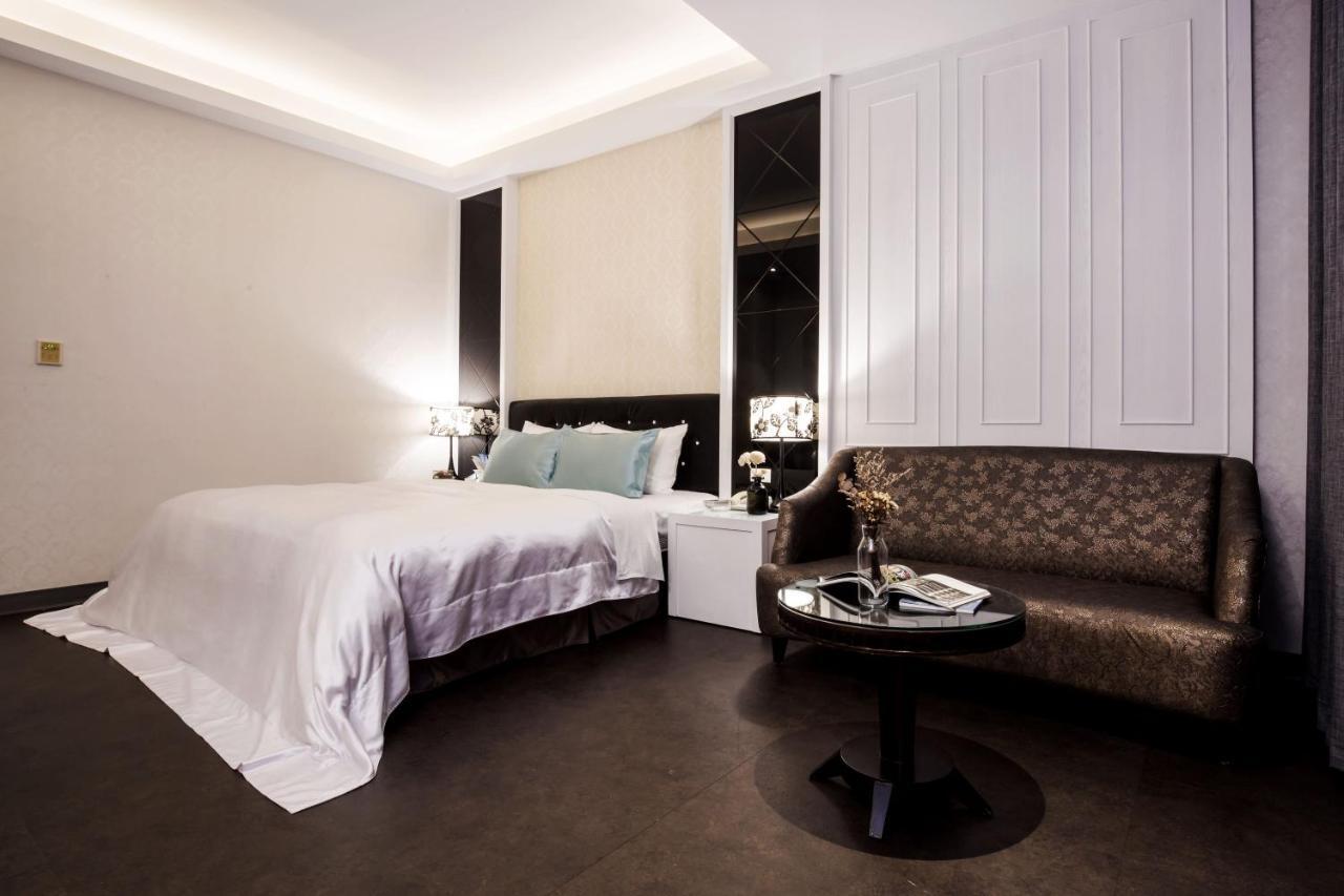 הואליין סיטי Duo Romance Hotel מראה חיצוני תמונה